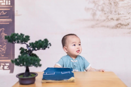 佳木斯二个月宝宝做哪些训练